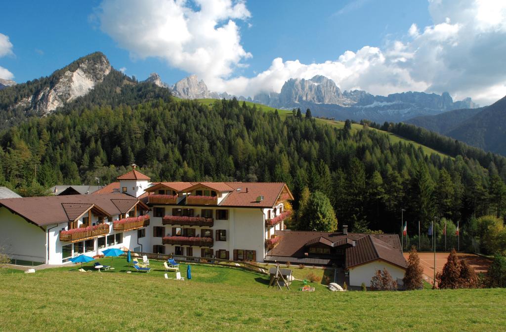 Dolomitenhotel Weisslahnbad Tires Εξωτερικό φωτογραφία